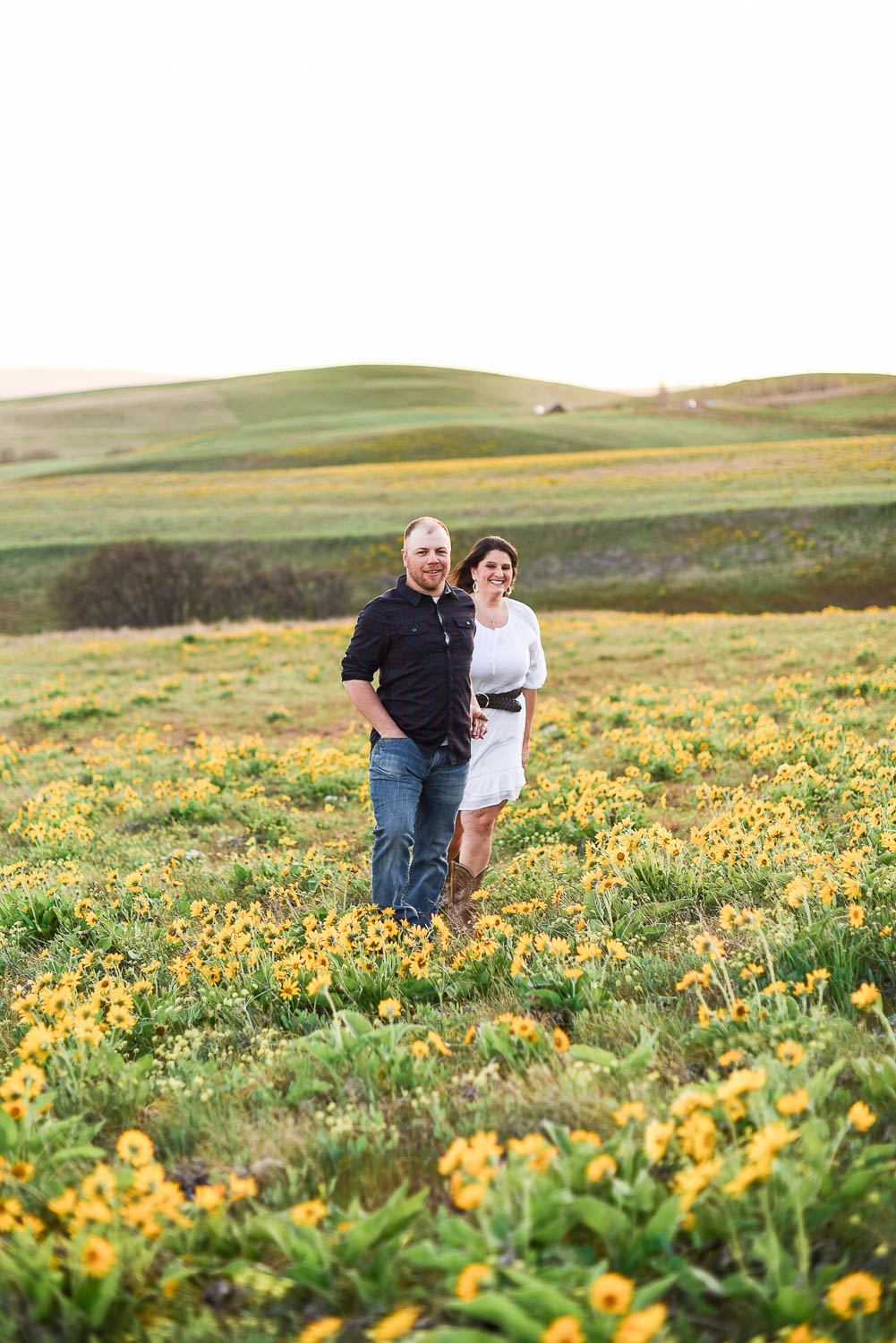 the dalles engagement session